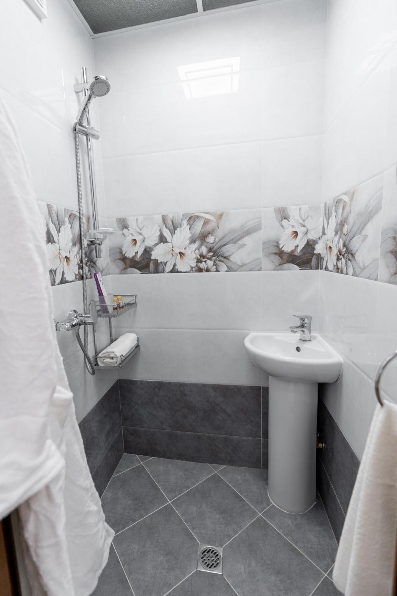 Crystal Guest House Самарканд Екстериор снимка